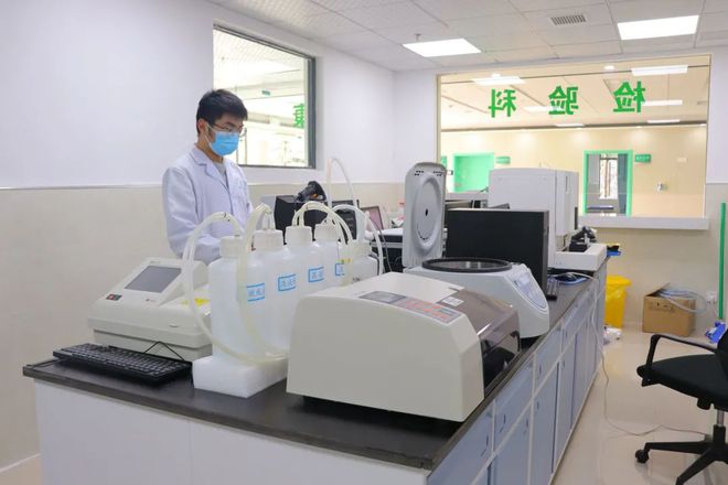 大冶市民家門口的健康守護(hù)站 又一社區(qū)衛(wèi)生服務(wù)中心啟用，檢驗(yàn)檢測(cè)服務(wù)再升級(jí)